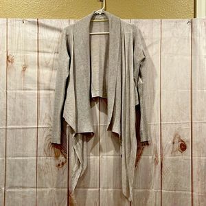 Lululemon open sweater Sz.S Light gray